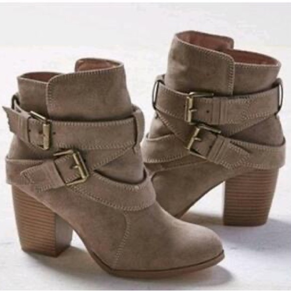 Dolce Vita Suede heeled booties size 8 - Picture 5 of 5